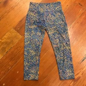 Onzie Capri Leggings xs